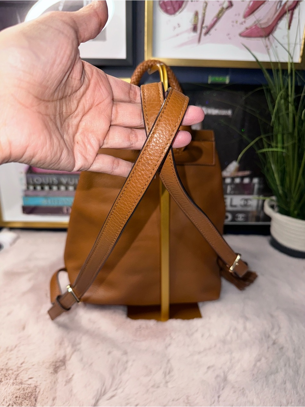🎒 Tory Burch Thea Leather Backpack – Cognac Brown - Picture 7 of 16